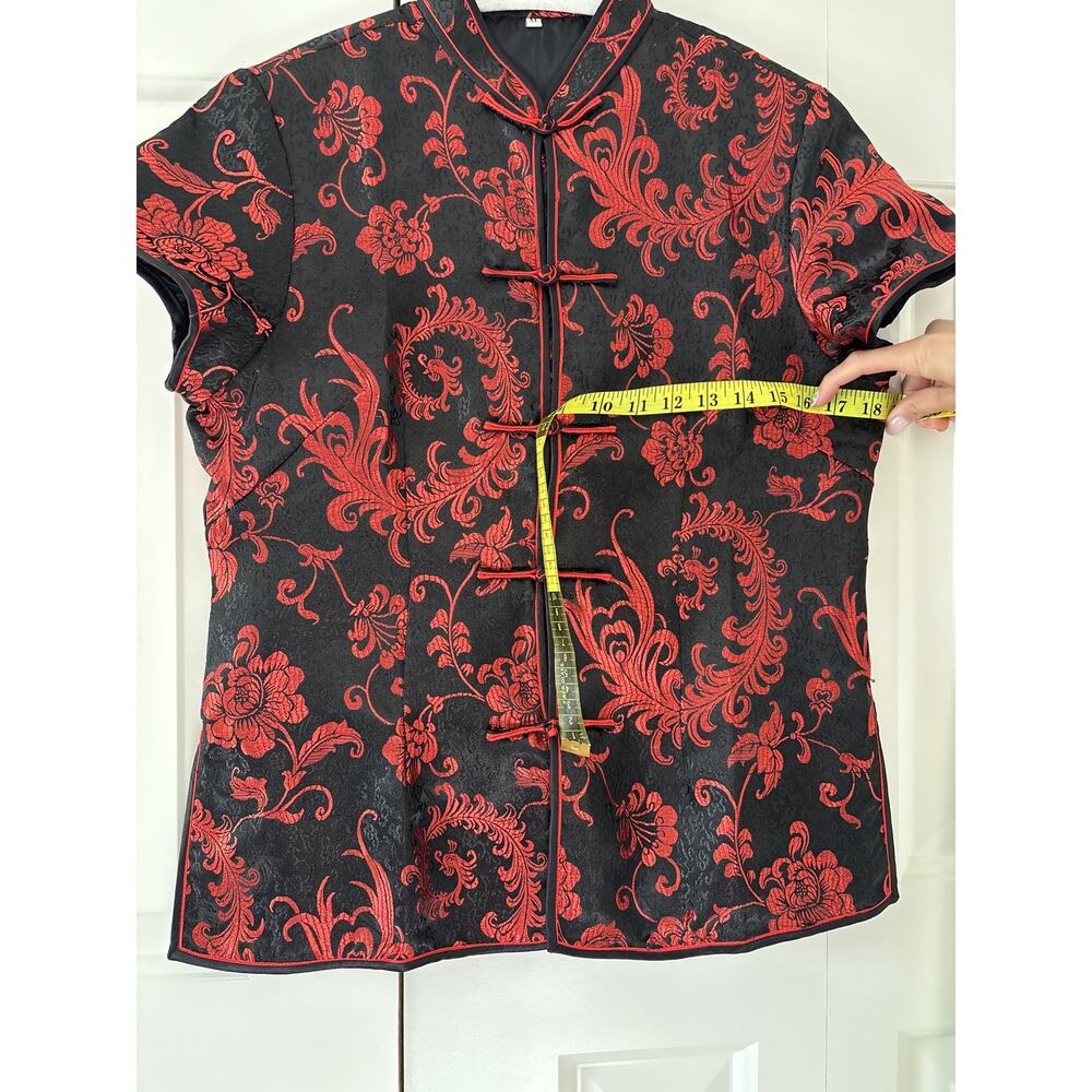 Red and Black Floral Button Down Shirt XL - Picture 6 of 9